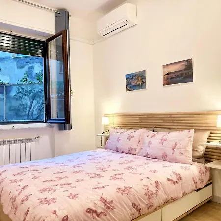 Apartamento Beachfront E Parking Il Nido Sul Mare
