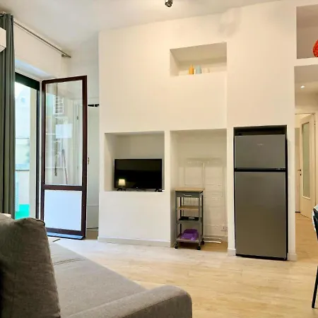 Apartment Beachfront E Parking Il Nido Sul Mare