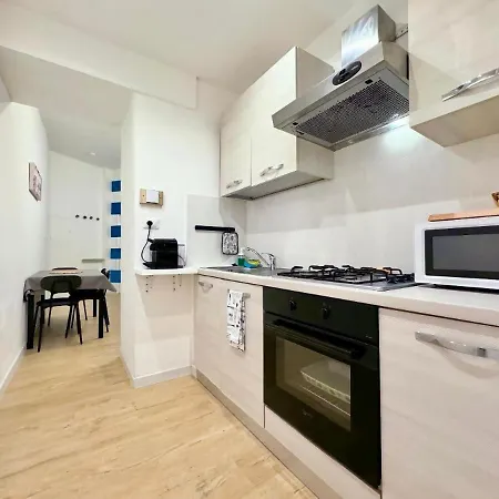 Beachfront E Parking Il Nido Sul Mare Apartment Genoa