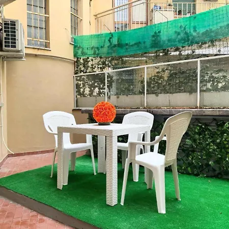 Lägenhet Beachfront E Parking Il Nido Sul Mare