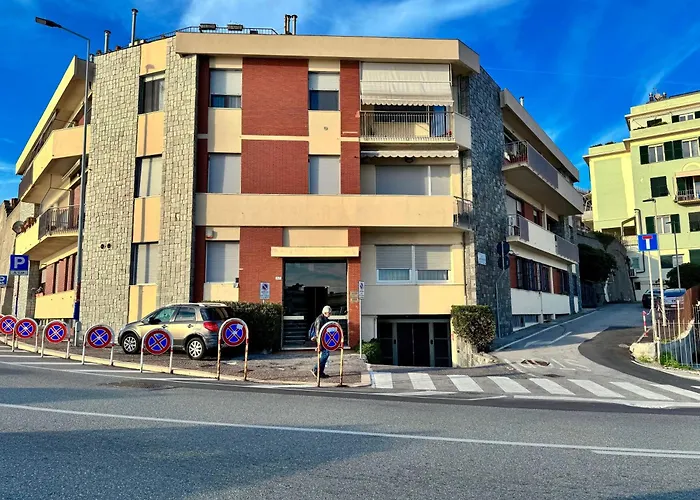 Beachfront E Parking Il Nido Sul Mare Apartmán Janov