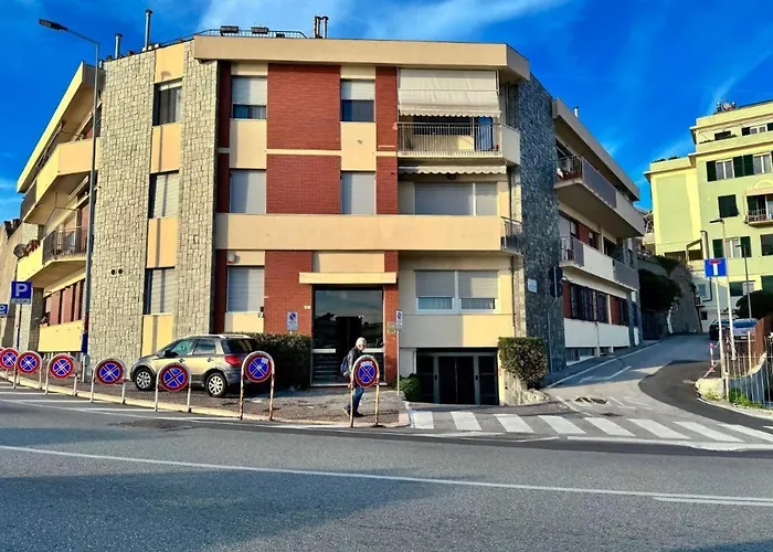 Beachfront E Parking Il Nido Sul Mare * Janov